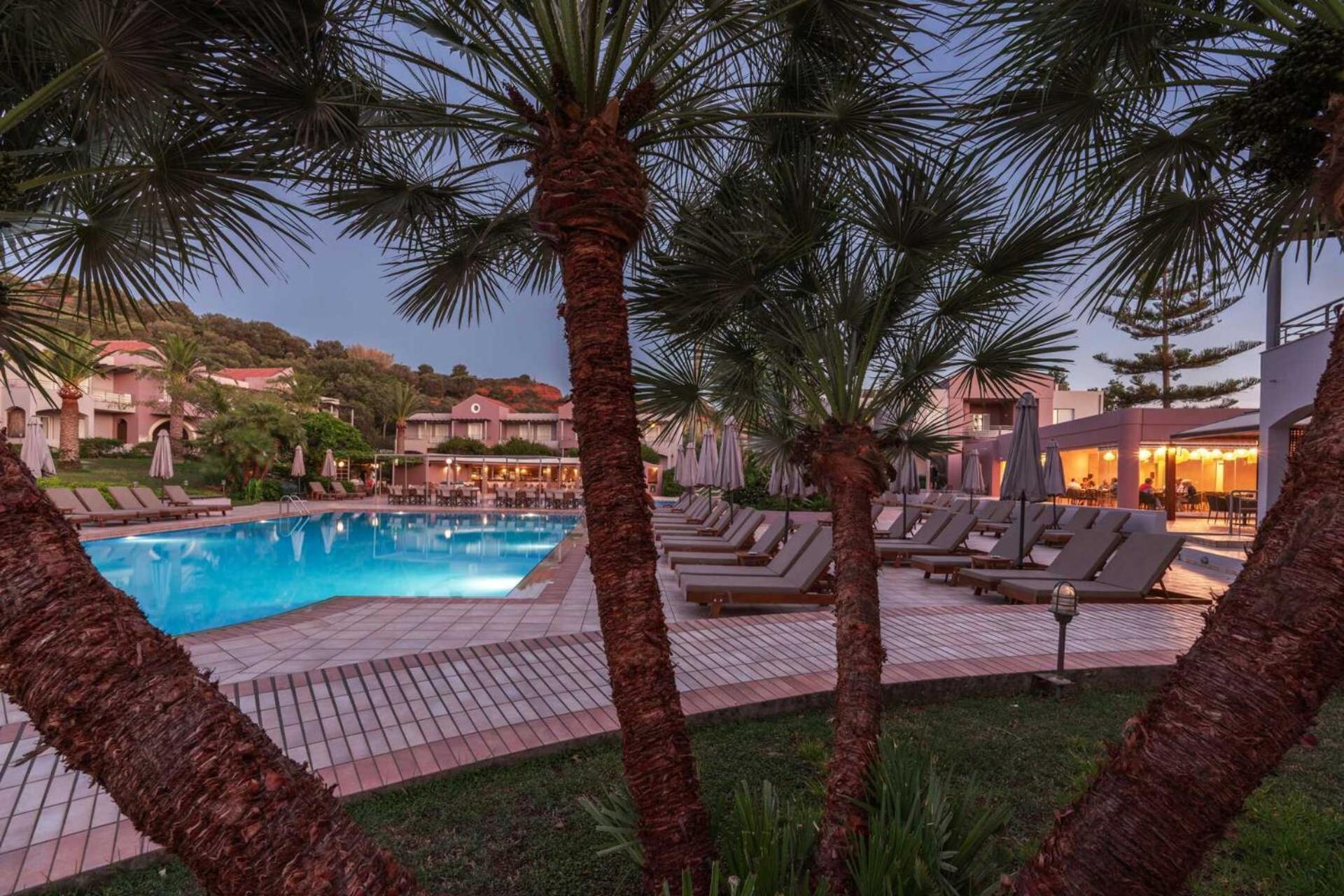 Triton Apartments Като-Даратсо Экстерьер фото